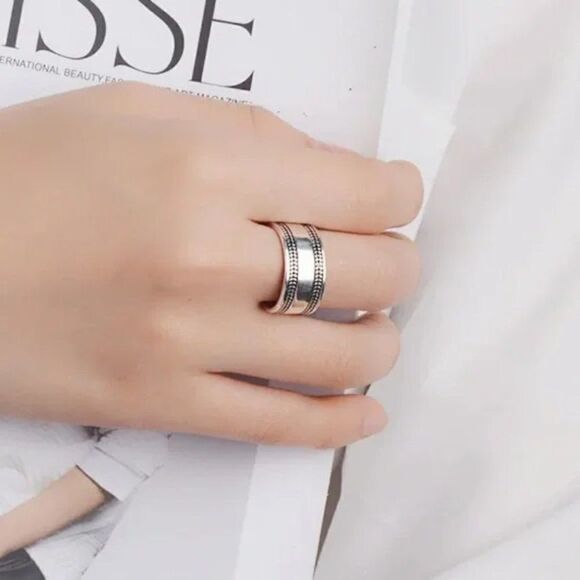 ⭐️ Retro 925 Sterling Silver Band Ring - Picture 3 of 11